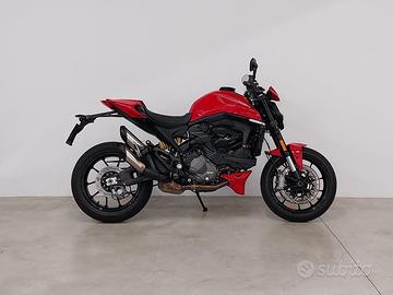 Ducati Monster+ plus Red my21