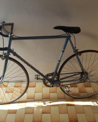 Bici da corsa Champion datata