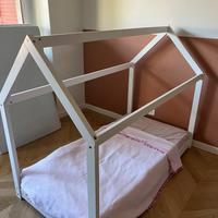 Lettino Montessori capanna