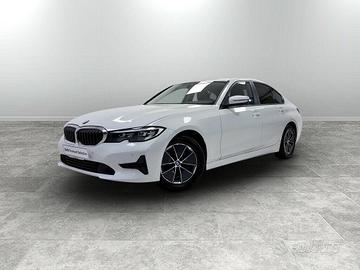 BMW 318 d 48V Business Advantage