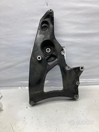 PIASTRA SUPPORTO RUOTA XMAX 400 2013 2017