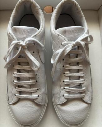 Nike Blazer Low Platform "Triple White"  tg 41