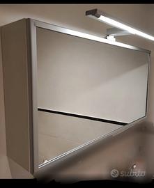 mobilino specchio bagno a ribalta con luci al  led