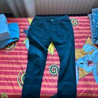 jeans neri elenganti