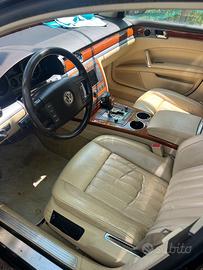 Ricambi per vw Phaeton 3.0tdi 2004