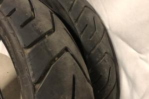 Gomme  moto