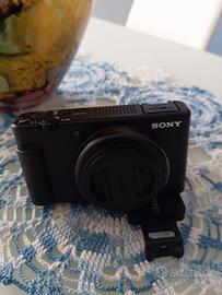 Fotocamera compatta Sony Zv1f + 2 batterie