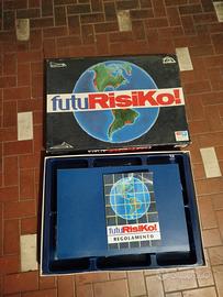 2 giochi Risiko.