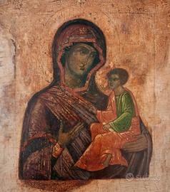Antica icona russa "Madonna di Tikvin "