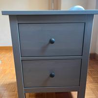 Comodino grigio Ikea
