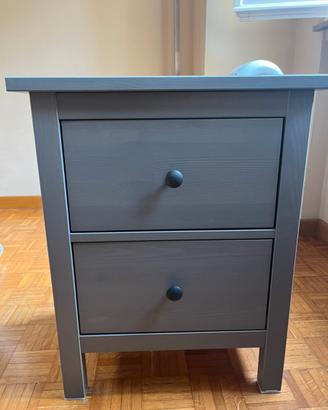 Comodino grigio Ikea
