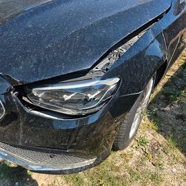 Mercedes E class 2021 incidentata