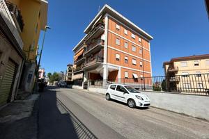 5 LOCALI A COLLEFERRO