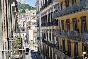 Appartamento di 223 m² con più di 5 locali a Napol