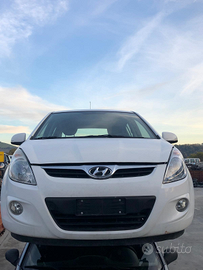 Hyundai I20 1.3 benzina anno 2011 SOLO X RICAMBI