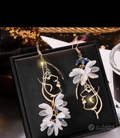 Volto in fiore orecchini