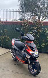 Aprilia sr 50 replica