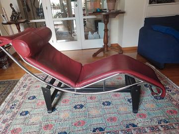 chaise longue modello le corbusier