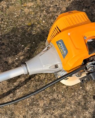 Decespugliatore stiga sbc 252d