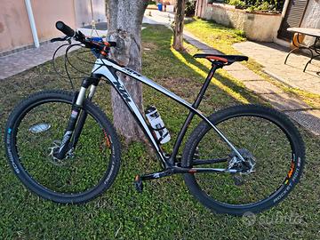 KTM Aera Pro