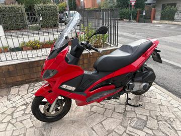 Scooter Gilera 300