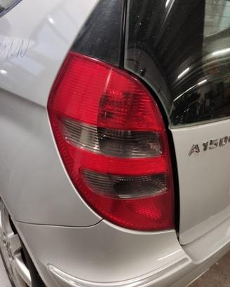Fanale post sx MERCEDES-BENZ CLASSE A 2005
