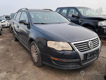 Volkswagen Passat b6 anno 2007 ricambi usati