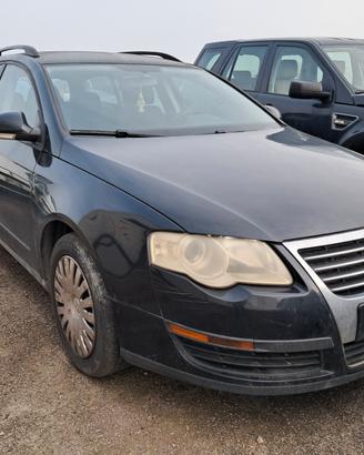 Volkswagen Passat b6 anno 2007 ricambi usati