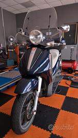 Beverly 250ie