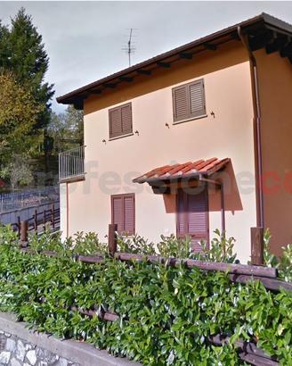 Villa o villino Molazzana [UG529FOVRG]