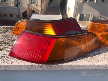 Frecce e fari per Porsche