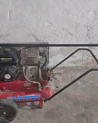 Trattore motocompressore con abbacchiatore lisam