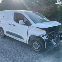 RICAMBI USATI PER OPEL COMBO 1.5 CDTI