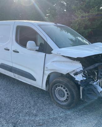 RICAMBI USATI PER OPEL COMBO 1.5 CDTI