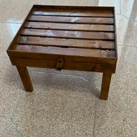 Porta vivande e tablet fatto a mano in legno