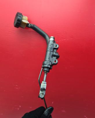 POMPA POSTERIORE TRIUMPH SPEEDMASTER 800 2003 2005