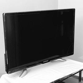 Led TV 24'' NordMende ND24N2000H (NON funzionante)