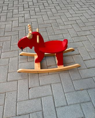 Cavallo a dondolo in legno