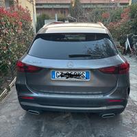 Mercedes GLA 250 plus in hybrid