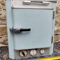 Forno medico vintage W. Memmert Shcwabach