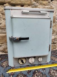 Forno medico vintage W. Memmert Shcwabach