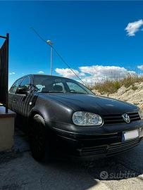 VOLKSWAGEN Golf 4ª serie - 2003