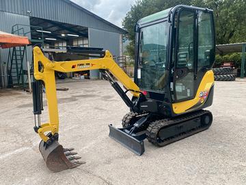 Miniescavatore Yanmar SV16