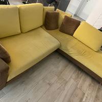 Divano artigianale con chaise longue