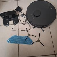 robot aspirapolvere e lavapavimenti 