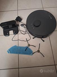 robot aspirapolvere e lavapavimenti 