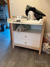 Cassettiera/ Fasciatoio IKEA ÄLSKVÄRD – Come nuovo