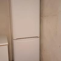 Frigorifero Indesit a libera installazione