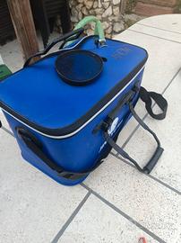 traina accessori vari borsa vivo con pompa elettri