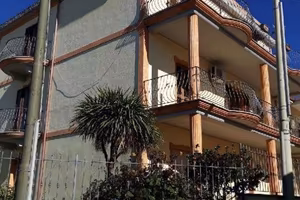 Immobile in asta di 365 m² con 5 locali e box auto